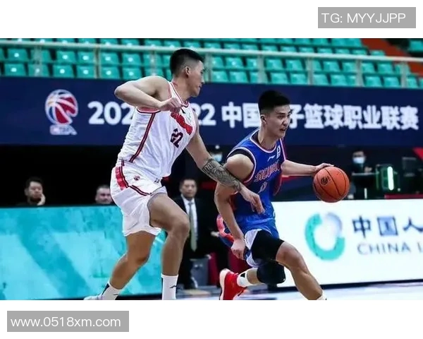 深圳篮球队进攻表现分析与战术调整探讨