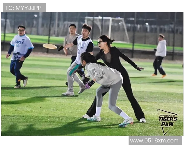 上海飞盘队实力提升引发热议探索飞盘运动的未来发展与挑战