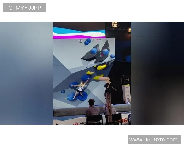 南京攀岩队技术争议引发热议攀岩爱好者的不同声音与观点碰撞